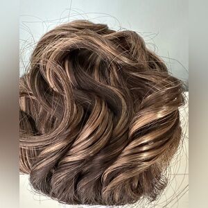 CHEERLEADERHAIRPIECES.COM Ladies Oh La La Curly Roller Wave Brunette Hai…